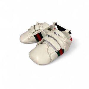 NWT GG unisex Baby White Walker sneakers